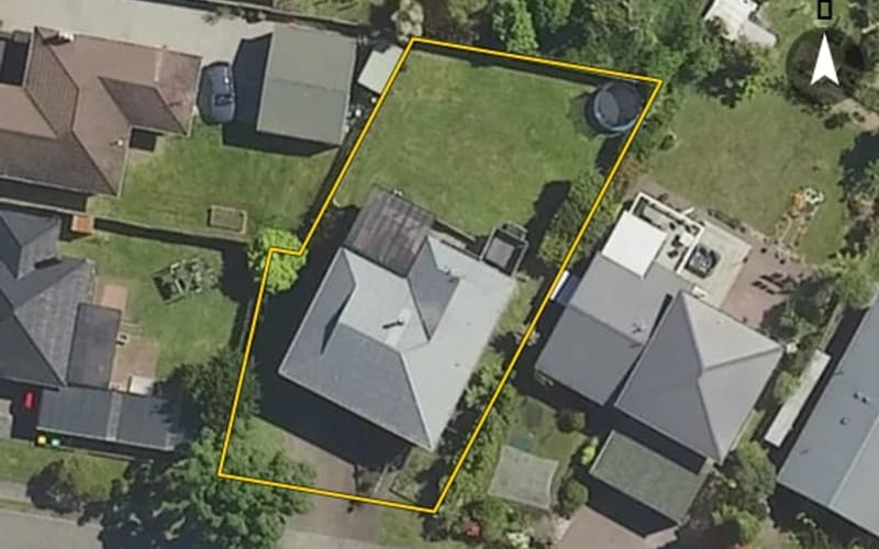 2 Wychwood Crescent