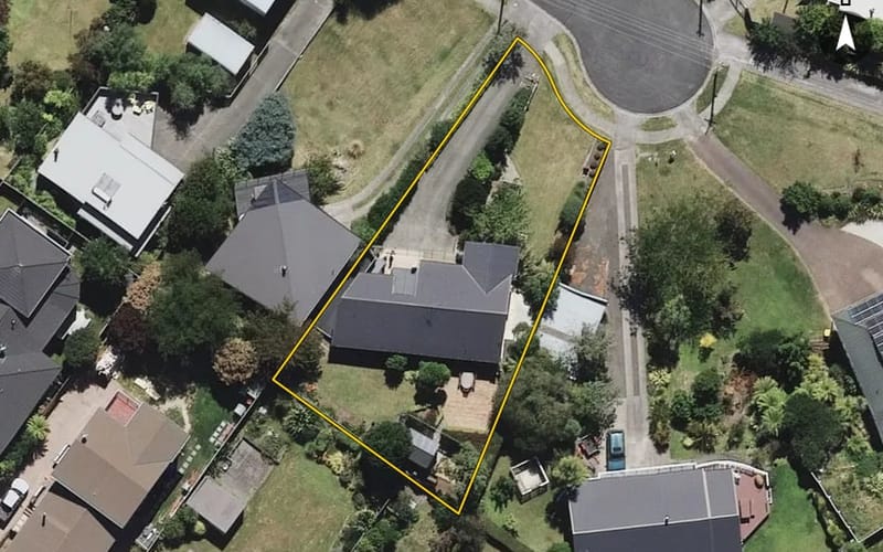 15 Kōwhai Road