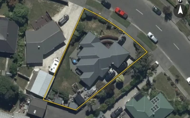 25 Warren Crescent