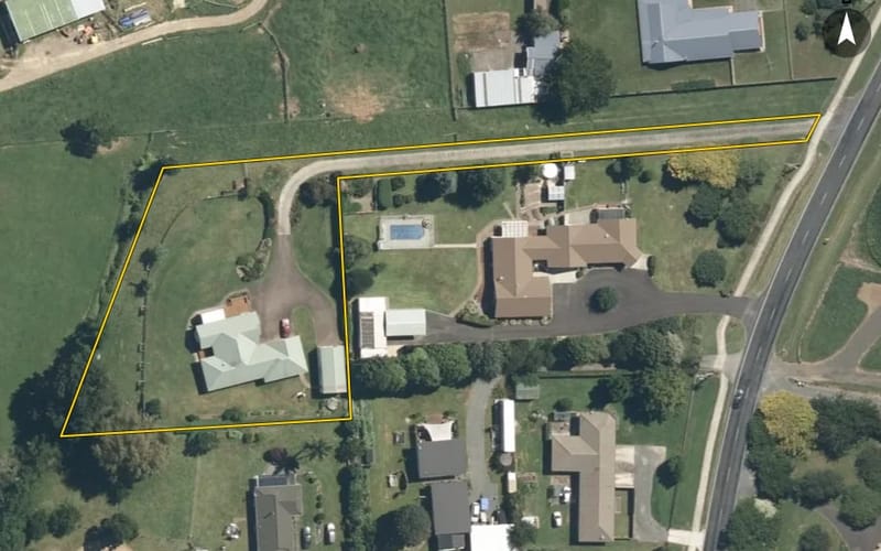 152 Flat Road