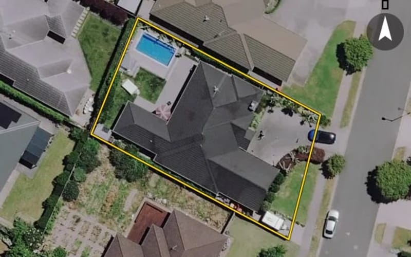 6 Amberley Place