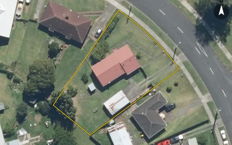 17 Alexander Crescent