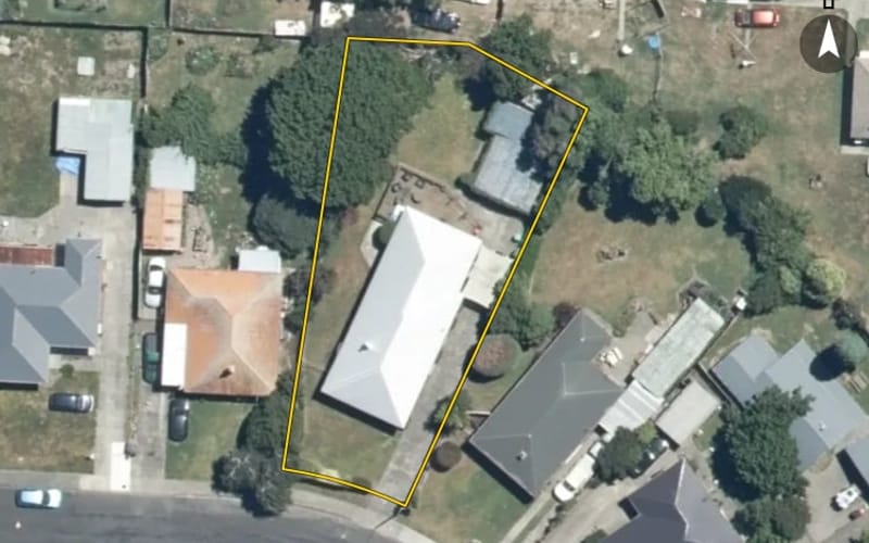 1212 Norfolk Crescent