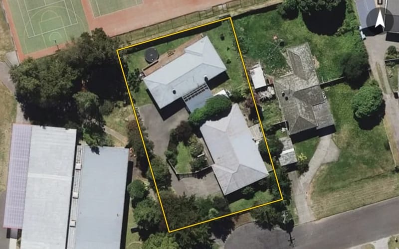 9 Motutere Avenue