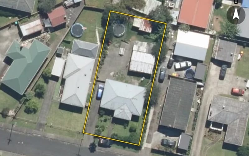 17 Parker Crescent