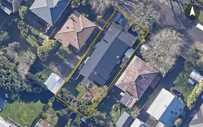 7 Brewster Avenue