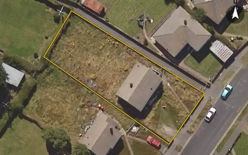 60 Dovecote Avenue