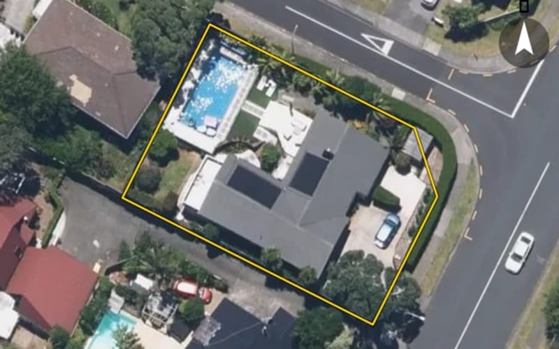 74 Bleakhouse Road
