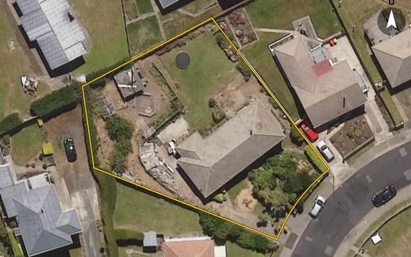 82 Stenhope Crescent