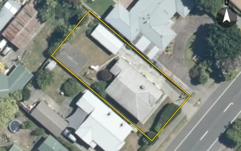 1004 Caroline Road