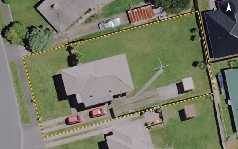 26 Douglas Crescent