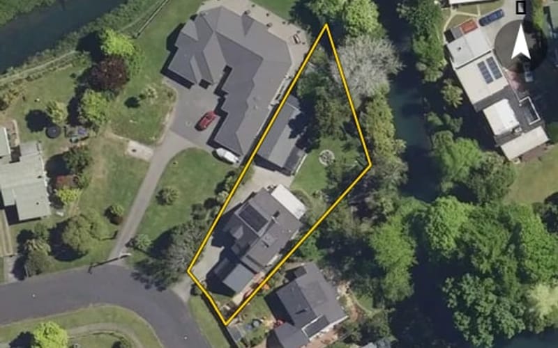 24 Okona Crescent