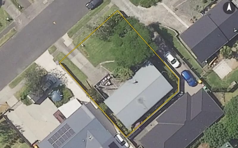 16 Laurence Street