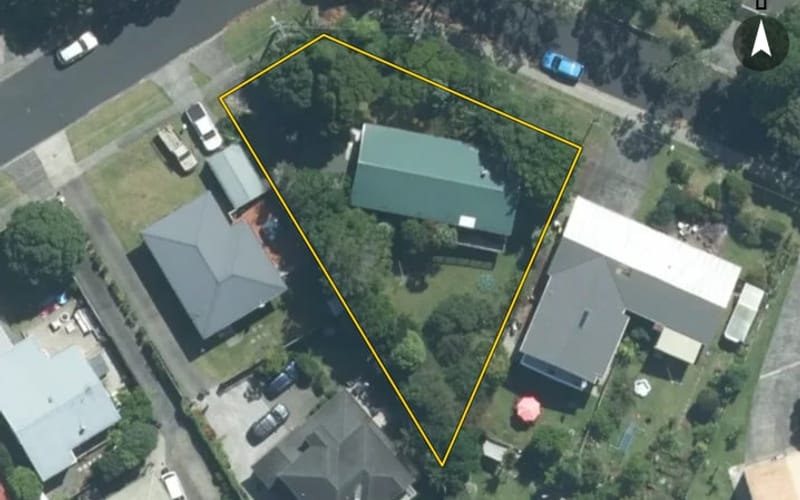 51 Toroa Street