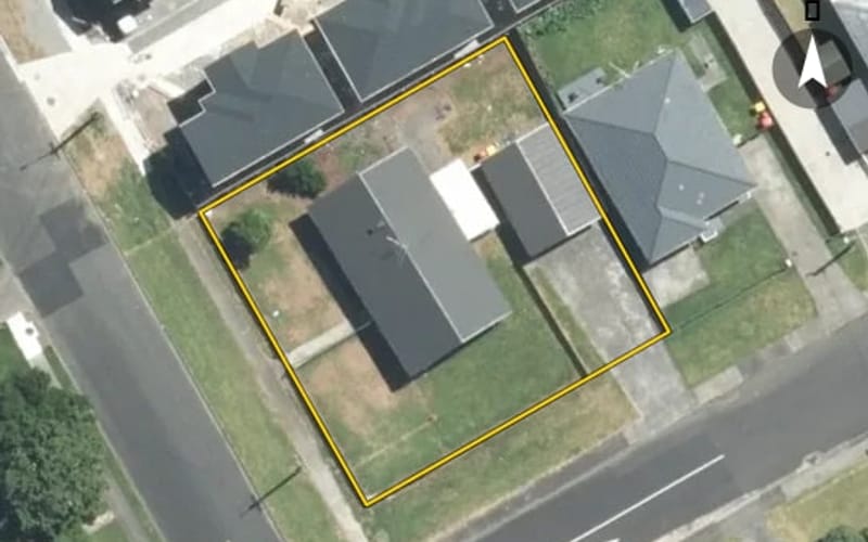 26 King Edward Avenue