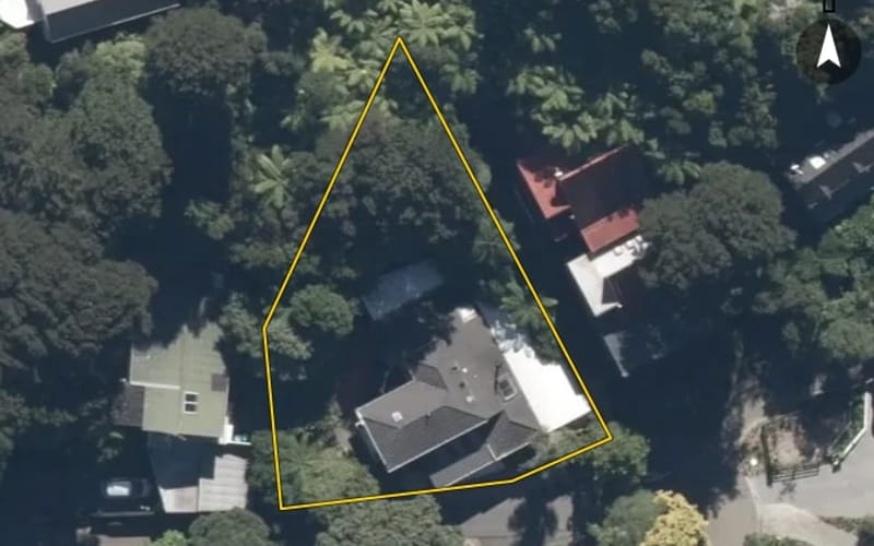 2 Whiorau Grove