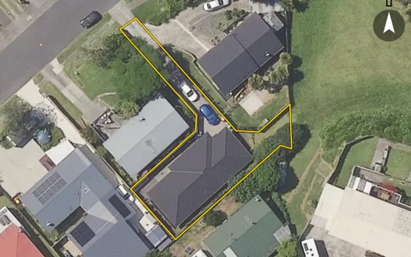 18 Laurence Street