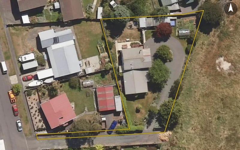 9 Hogan Place
