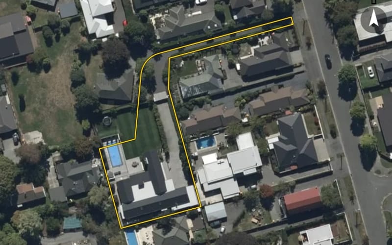 33 Garreg Road