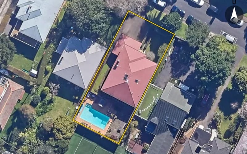 9 Crescent Road