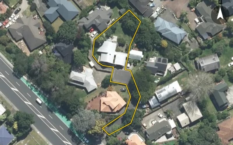 11 Albany Highway