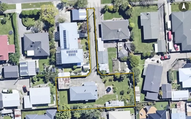 3A McCallum Street