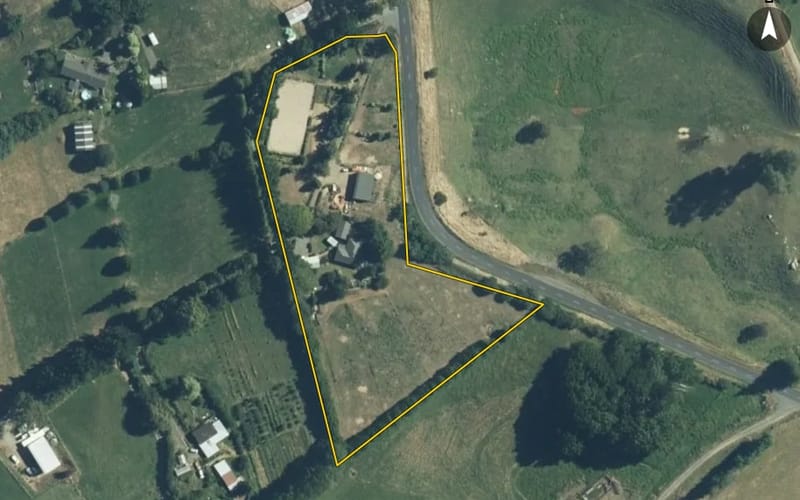 658 Bayley Road