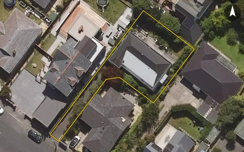 90 Passmore Crescent
