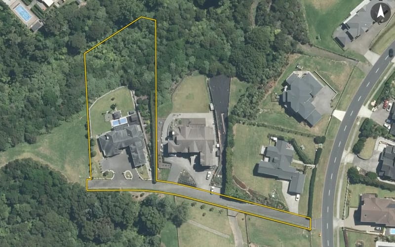 890 Redoubt Road