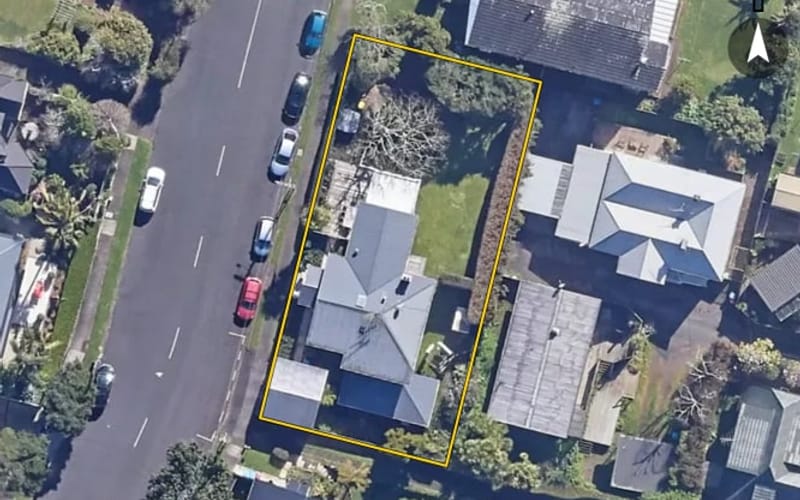 17 Rowan Road