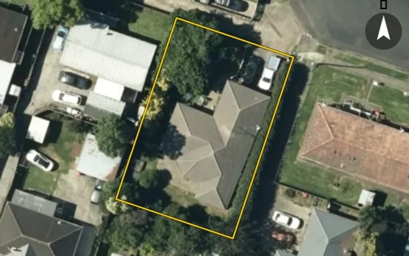 24A Henderson Avenue