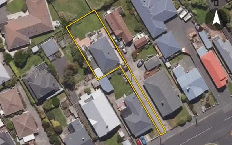 52A Hargest Crescent