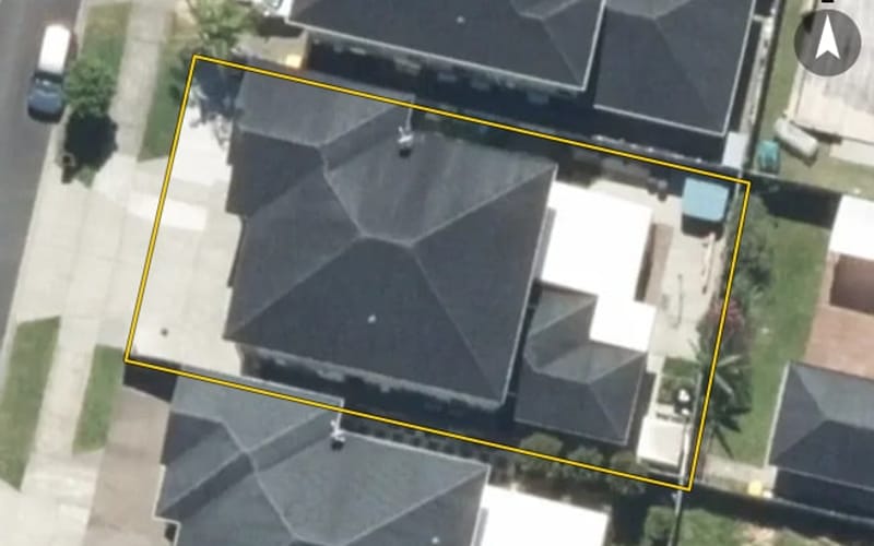 20 Rosewell Crescent