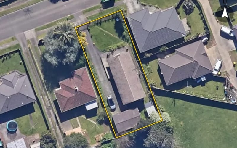 25 Lachlan Place