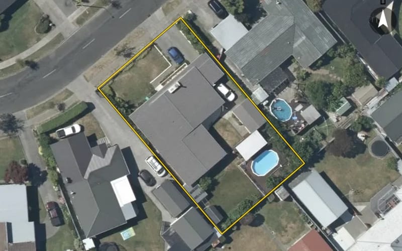 12 Upham Crescent