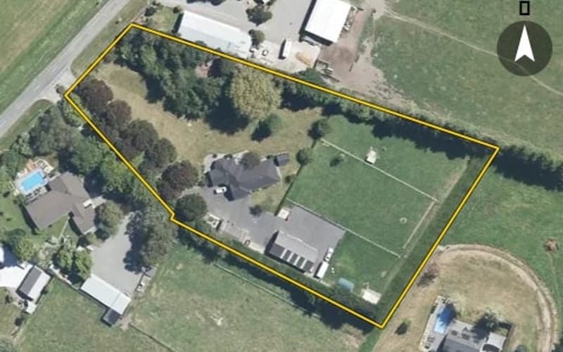 16 Giles Road