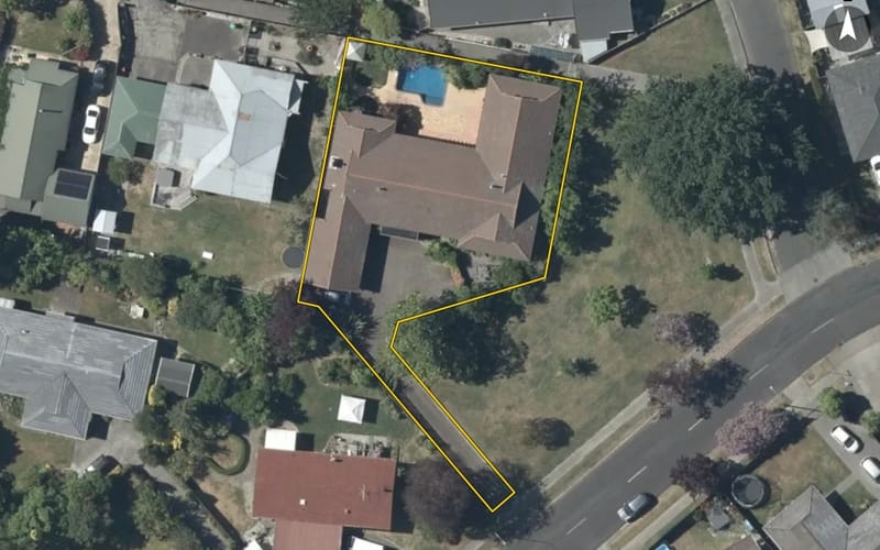 41 Upham Crescent