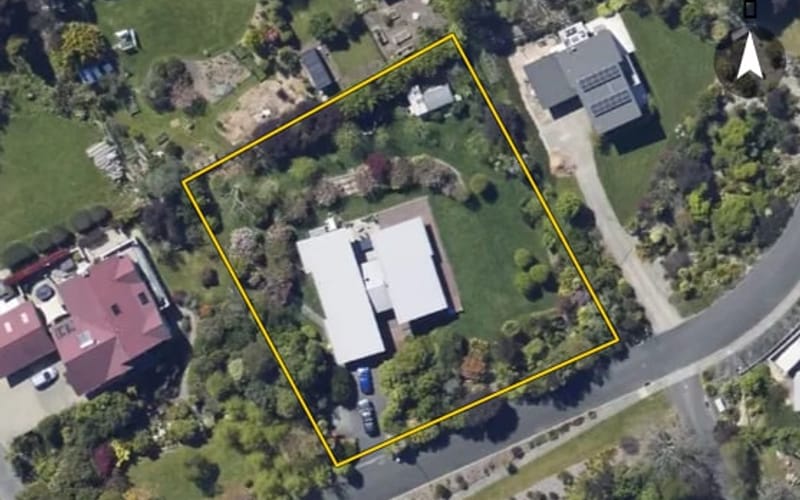 6 Crusader Drive