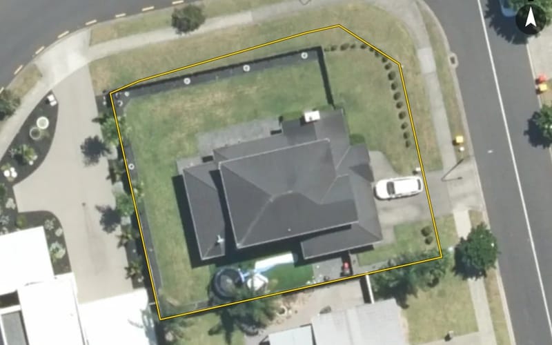 25 Lake Drive