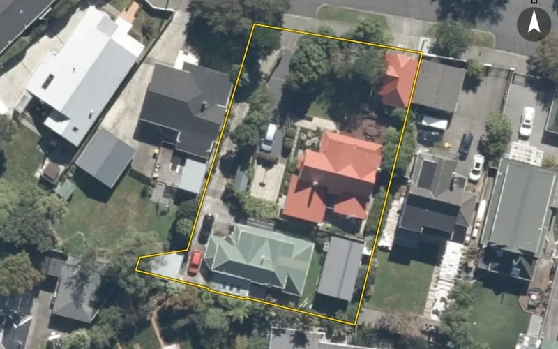 2/8 Sherwood Street