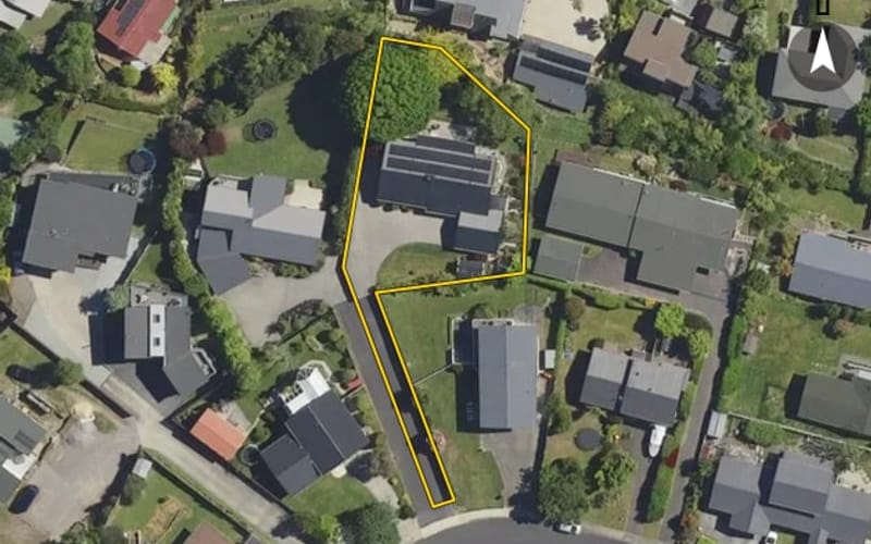 9 Simmonds Crescent