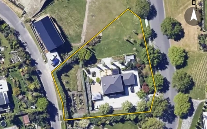 4 Lake View Place