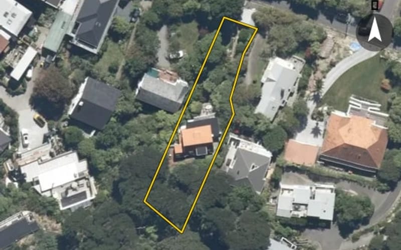 8 Moana Road