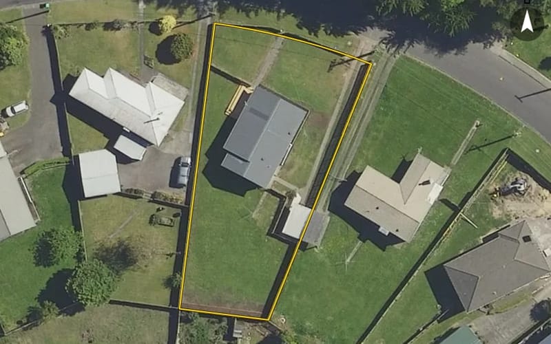 56 Thomas Crescent