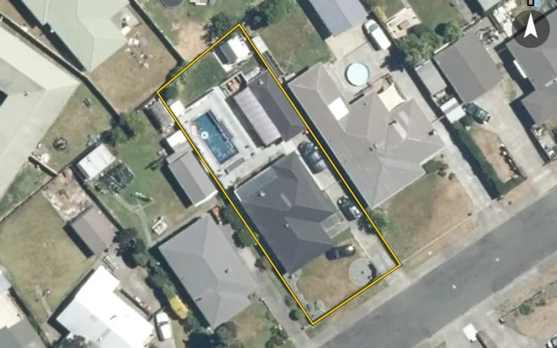 705 Maitland Crescent