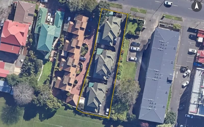 3/4 Alpers Avenue