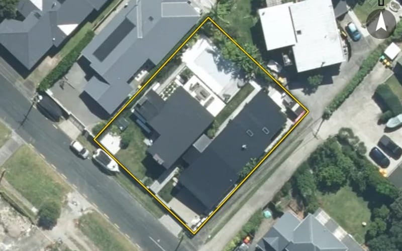 16 Rock Isle Road