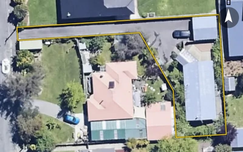 9 Glenroy Crescent