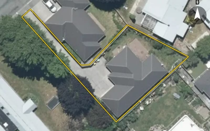 7A Woodham Drive