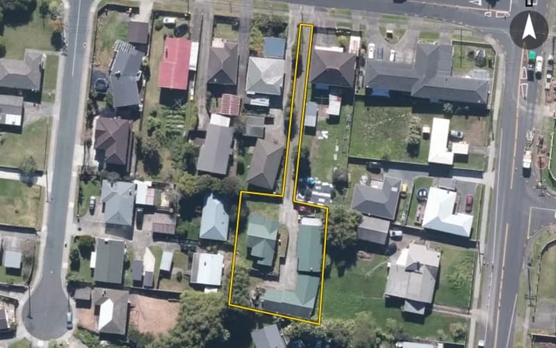 73 Larnoch Road